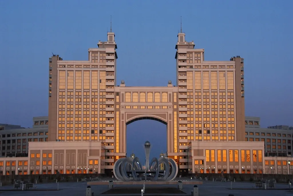 1223588-ministry-of-oil-and-gas-in-the-morning-astana.jpg