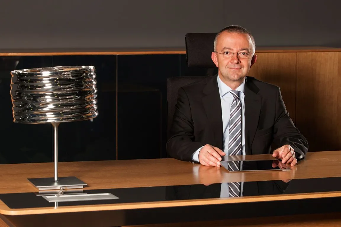 Krzanowski: Umowy śmieciowe to oszustwo