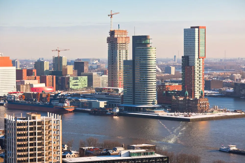1365148-rotterdam-view-from-euromast-tower-at-winter.jpg
