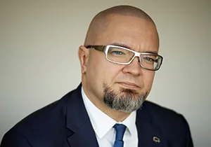 Pytlarczyk: Economy on the Warpath [DAVOS 2022]