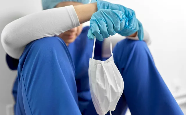 Brak pieniędzy i personelu w DPS-ach. "Po 1 lipca czeka nas katastrofa"