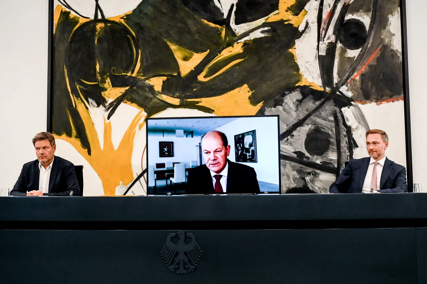 Kanclerz Niemiec: Wprowadzamy tarczę ochronną