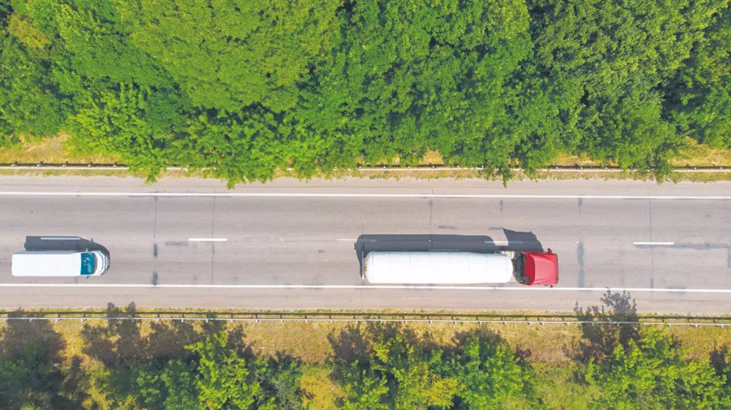 Spowolnienie w transporcie. Koszty działalności rosną, ceny usług spadają