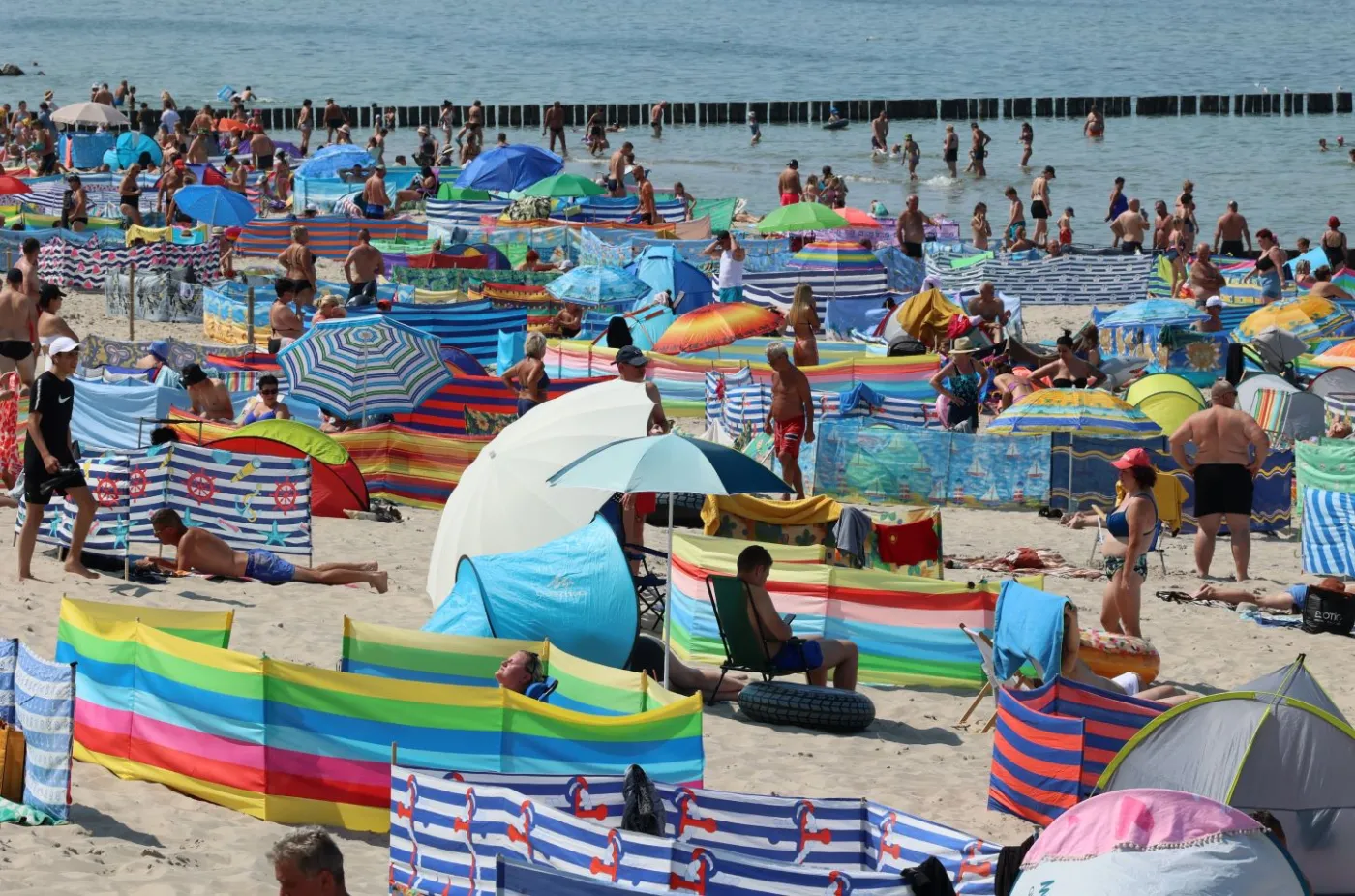 Bezpieczny urlop 2024. Nie kosztujące zbyt wiele wysiłku starania przed podróżą zagwarantują wypoczynek bez stresu i zmartwień