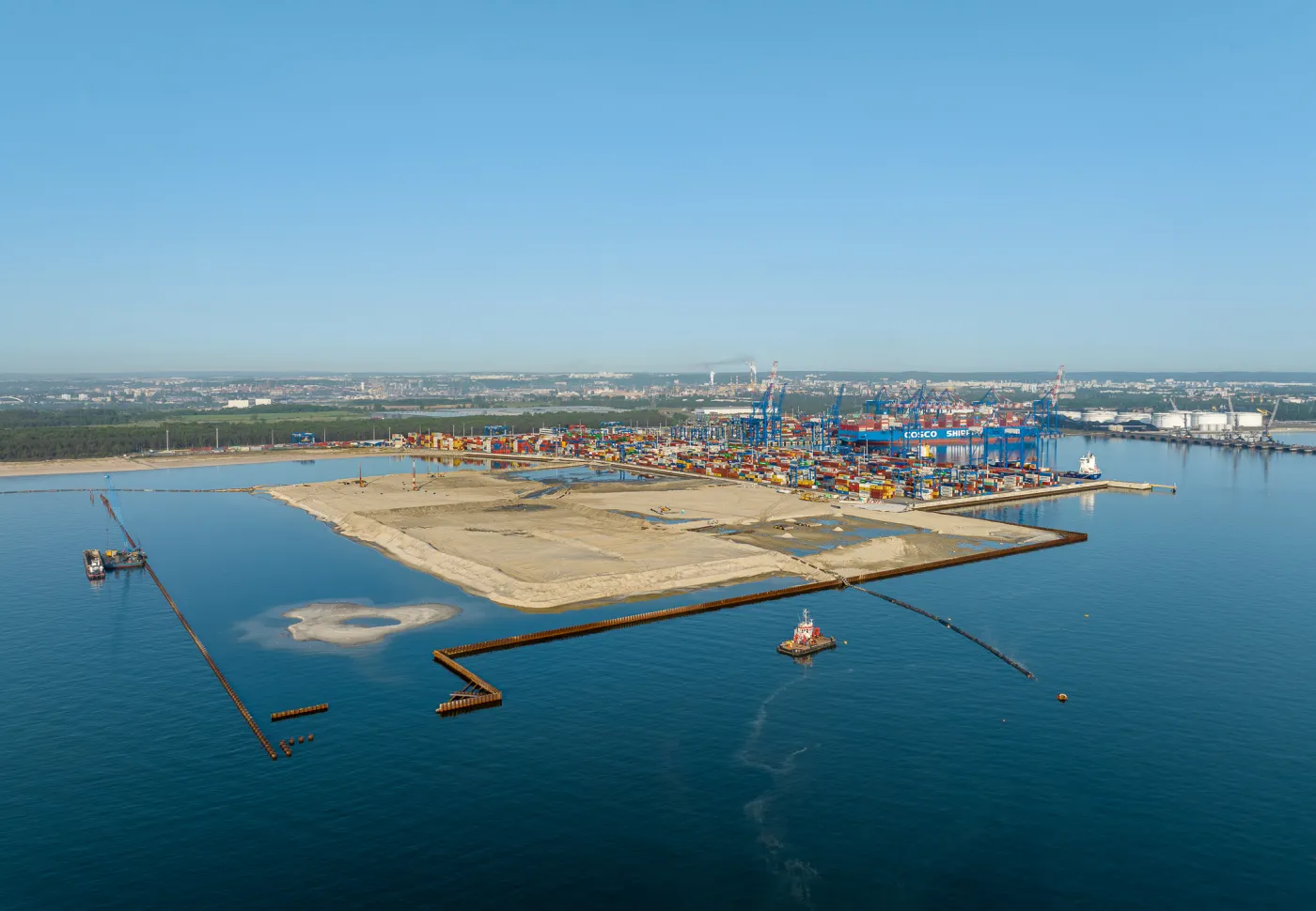 Zdjęcie z budowy trzeciego terminala Baltic Hub.
