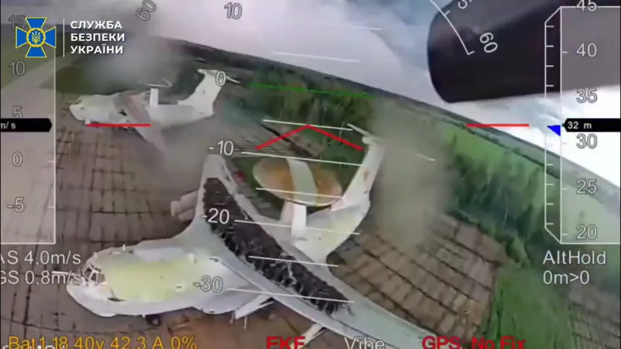 Zdjęcie z ukraińskiego drona na atakowany A-50