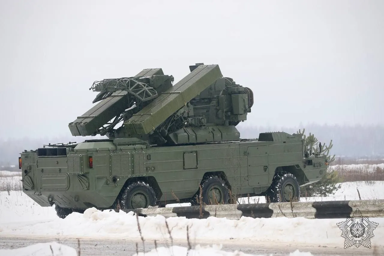 Zestaw rakietowy OSA na białoruskim poligonie.