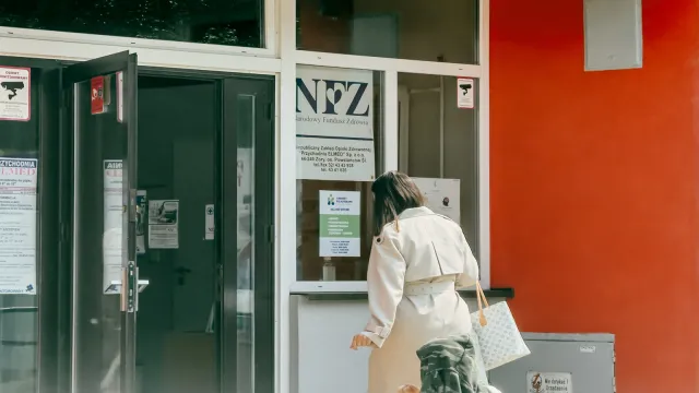 Finansowanie leczenia do zmiany. Polacy oczekują nowych rozwiązań między prywatnym a NFZ