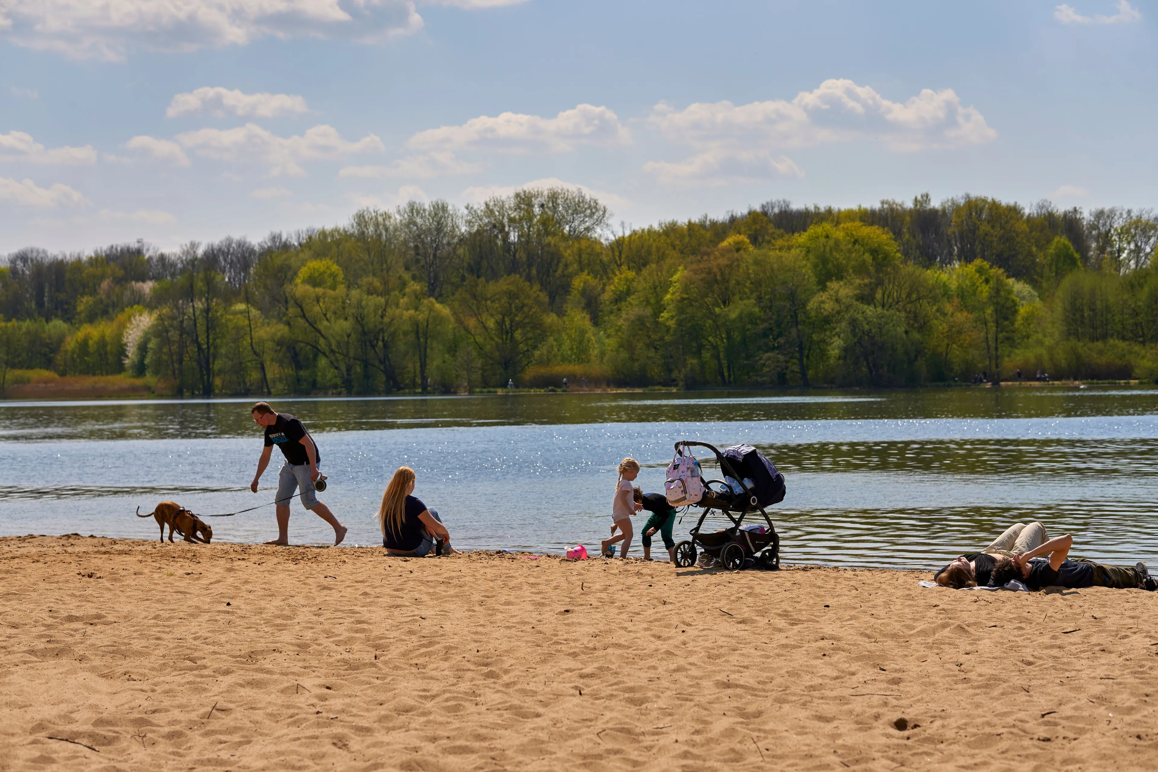 Temperatura bije rekordy. Policja ostrzega: w ciągu ostatniej doby utonęło 17 osób