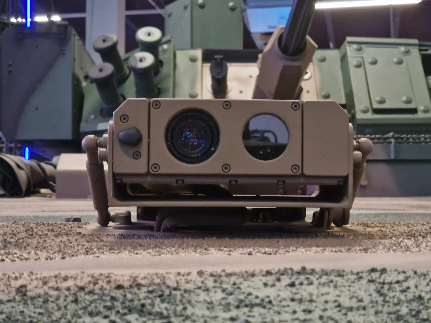 Kamera dla kierowcy bojowego wozu piechoty Borsuk.