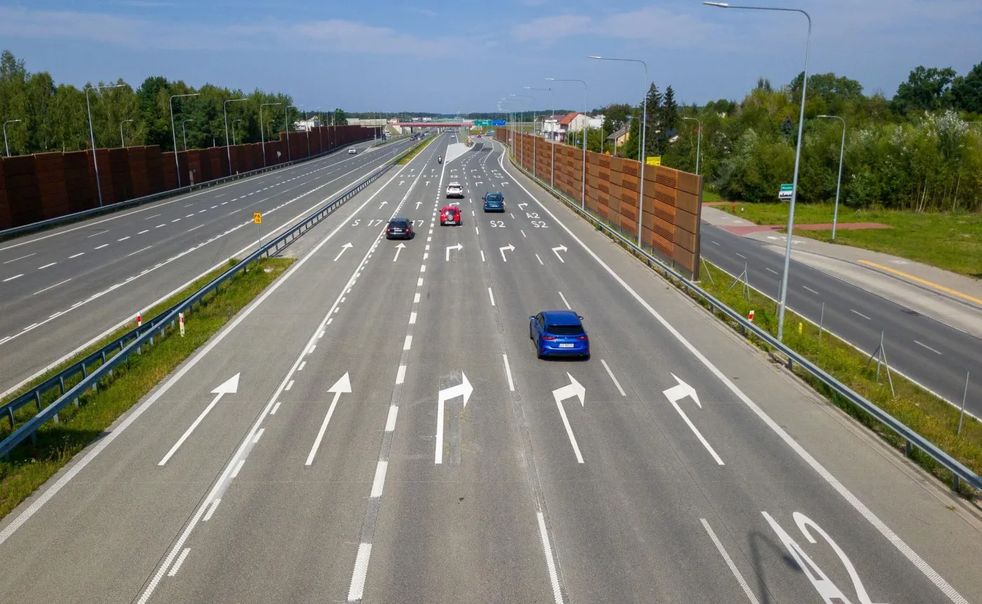 Rewolucja transportowa nie zwalnia. W 2025 roku Polska zyska 400 km nowych dróg