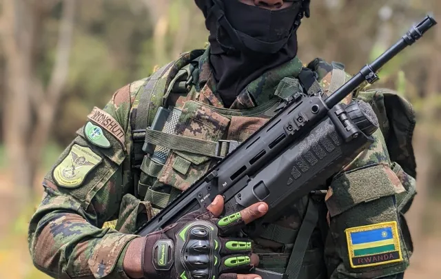 Komandosi z Afryki z polskim karabinkiem MSBS Grot. W sieci pojawiło się zdjęcie