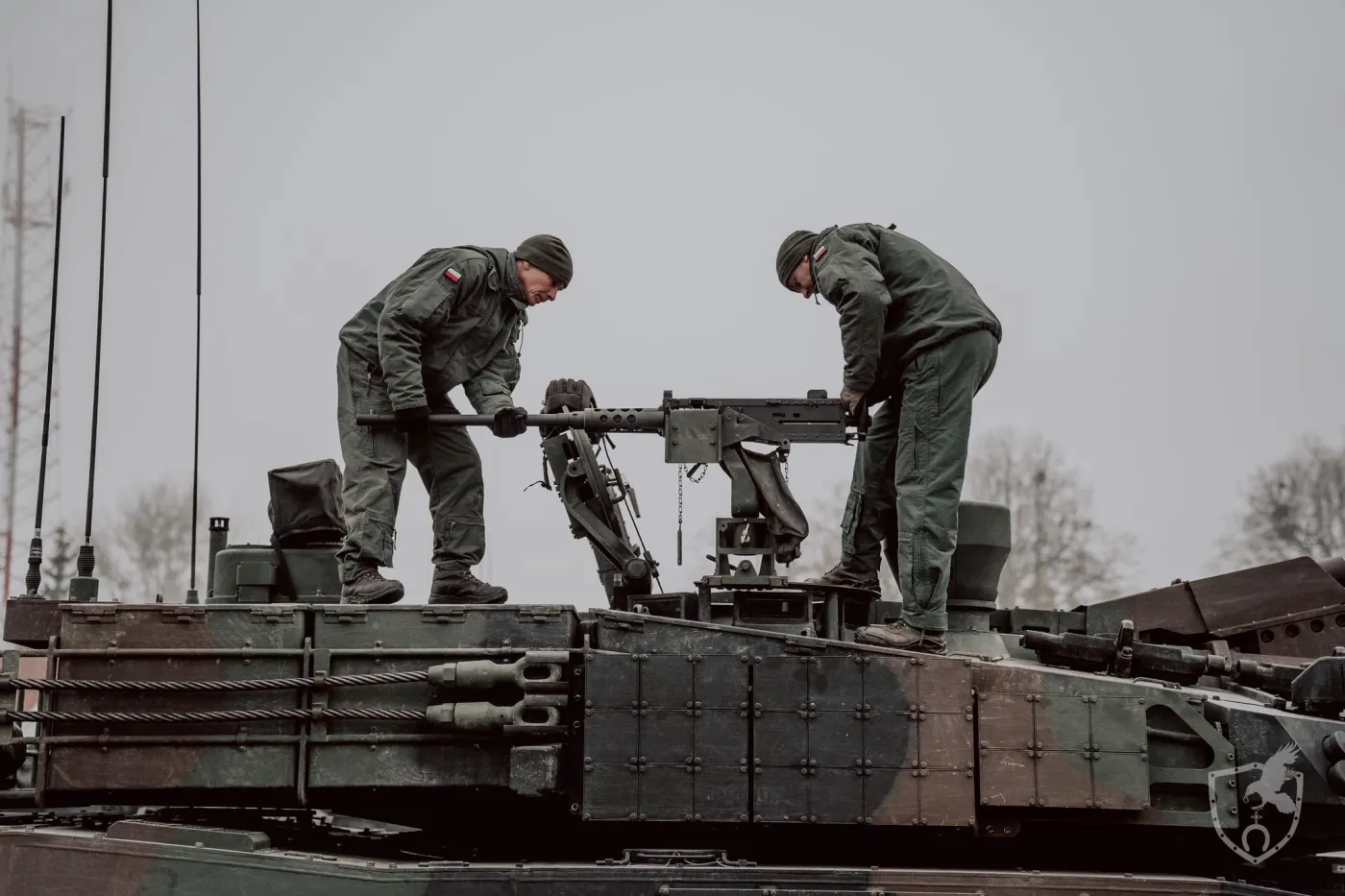 Ciężki sprzęt już w Polsce. Czołgi i wyrzutnie rakiet przepłynęły pół świata