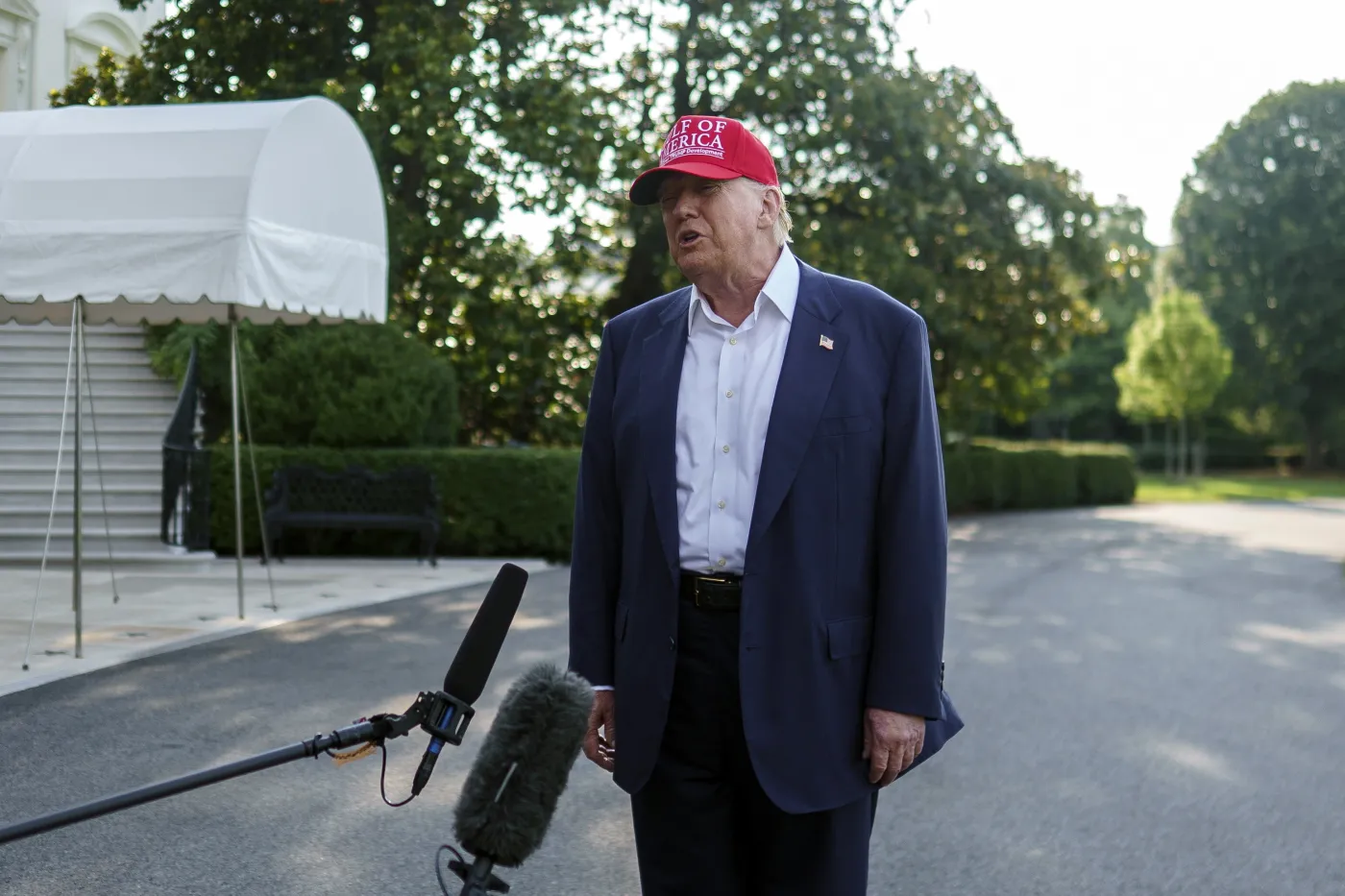 "Jedna wielka piękna ustawa" przyjęta. Trump: Nasz kraj wkracza w nową złotą erę