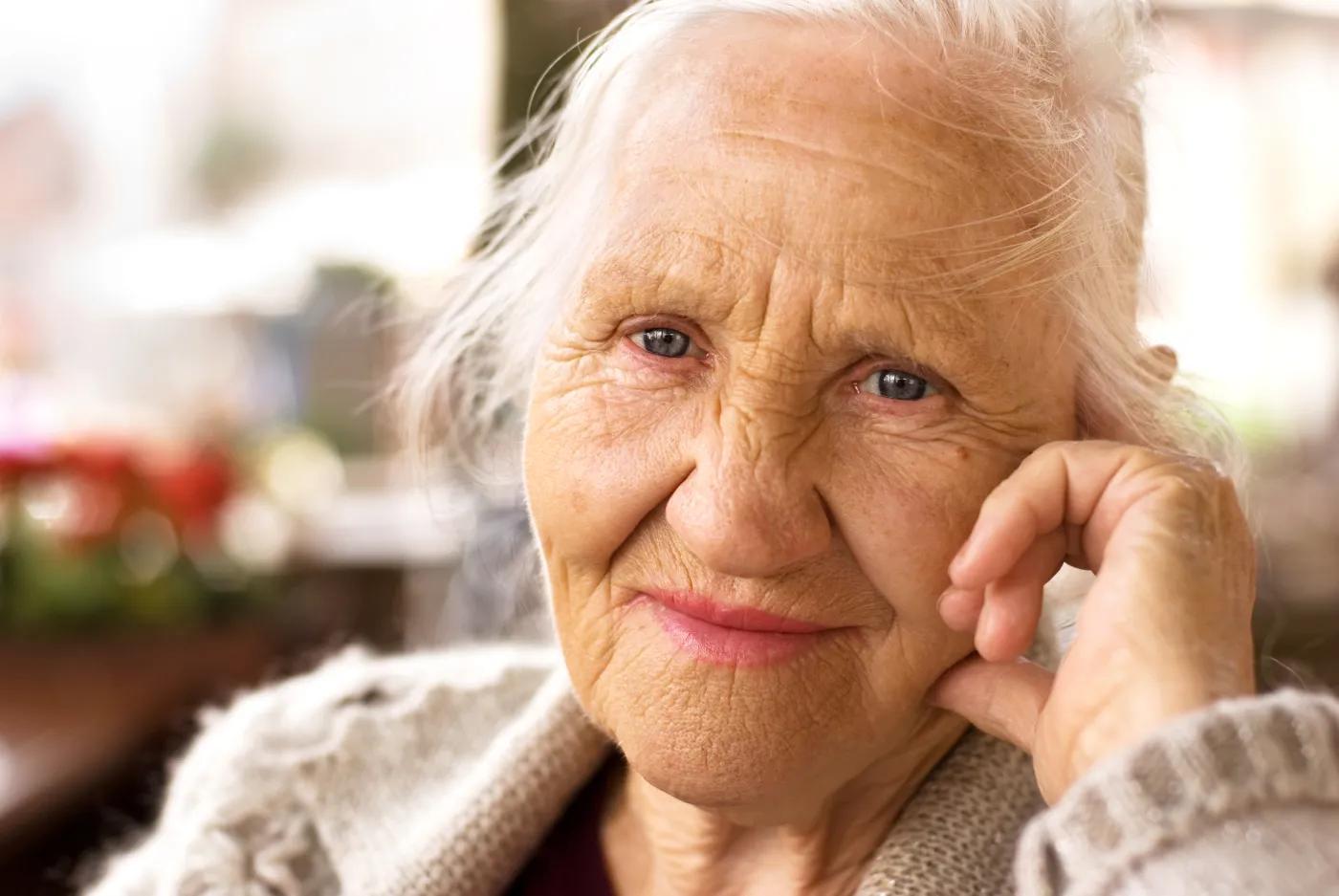 seniorka, emerytka, starsza kobieta, 100 lat