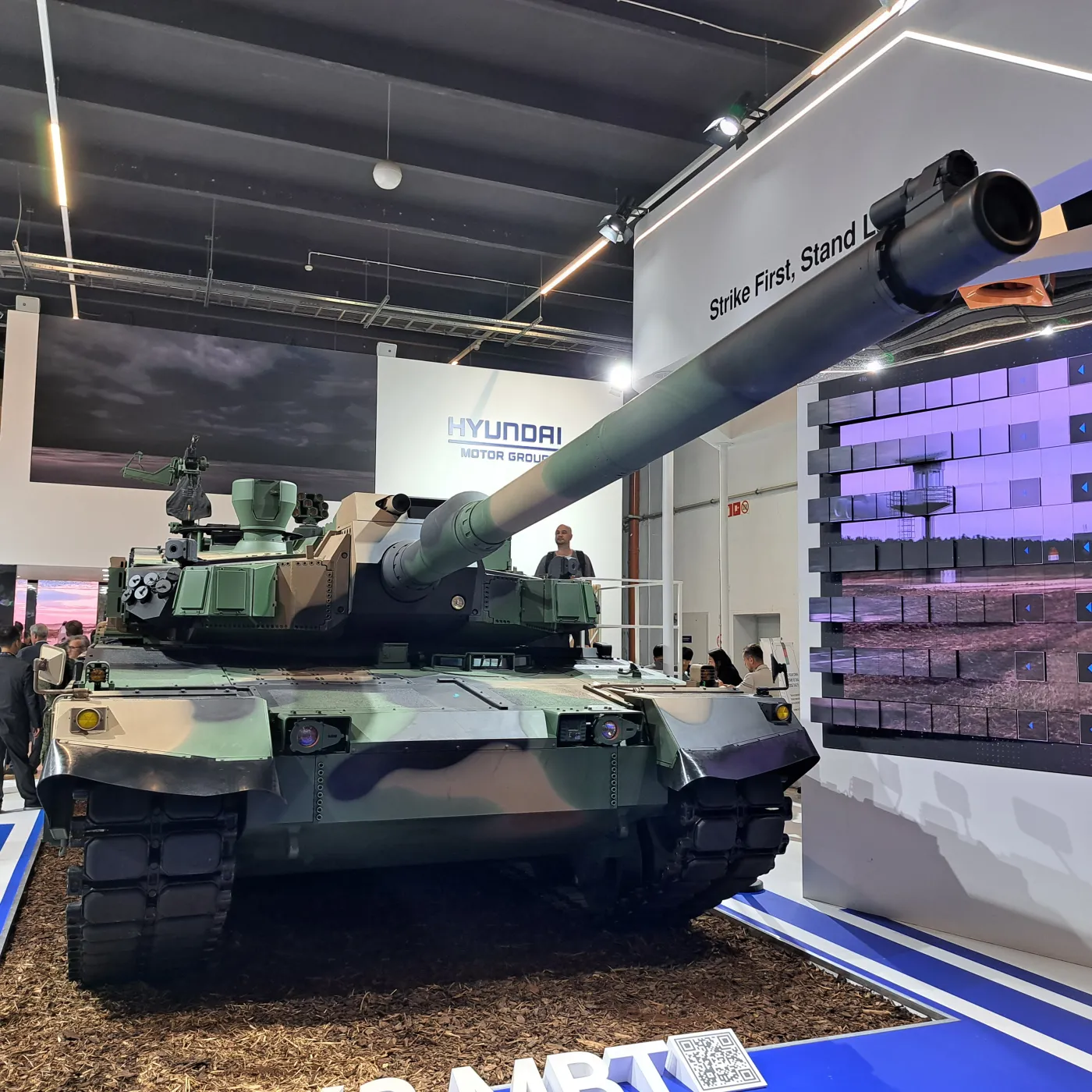Czołg K2 na stoisku Hyundai Rotem podczas MSPO2025