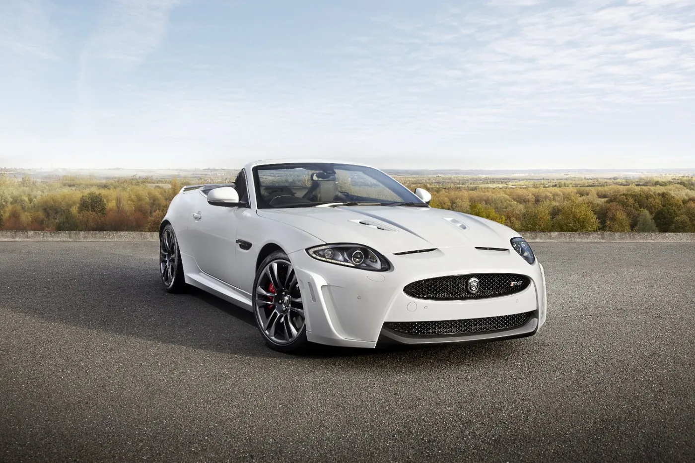 Jaguar XKR-S doczekał się wersji Cabrio