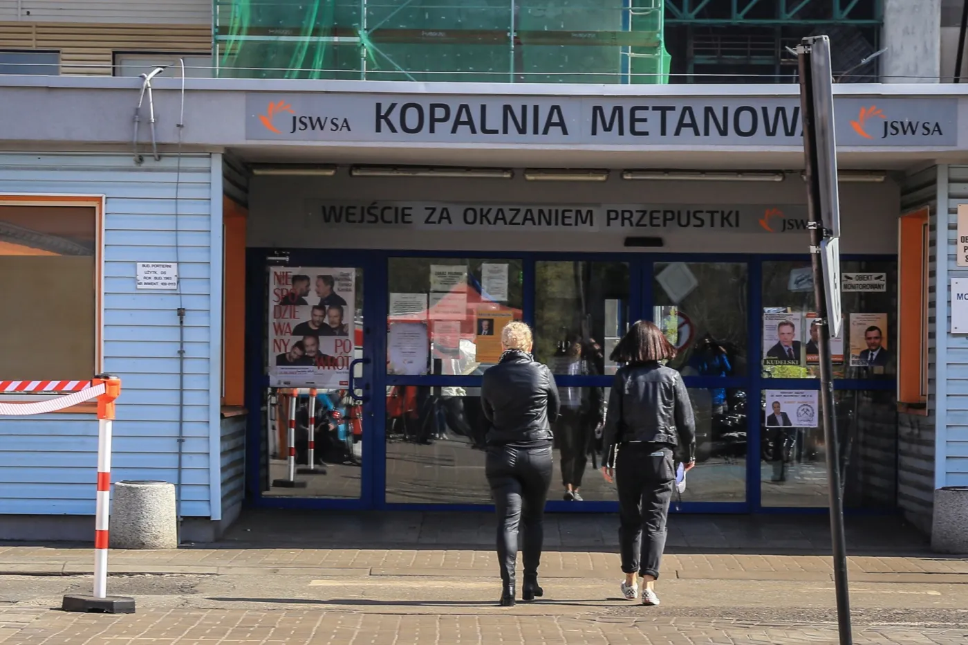 Sześciu górników z kopalni Zofiówka nie żyje. "Czarny tydzień dla polskiego górnictwa"