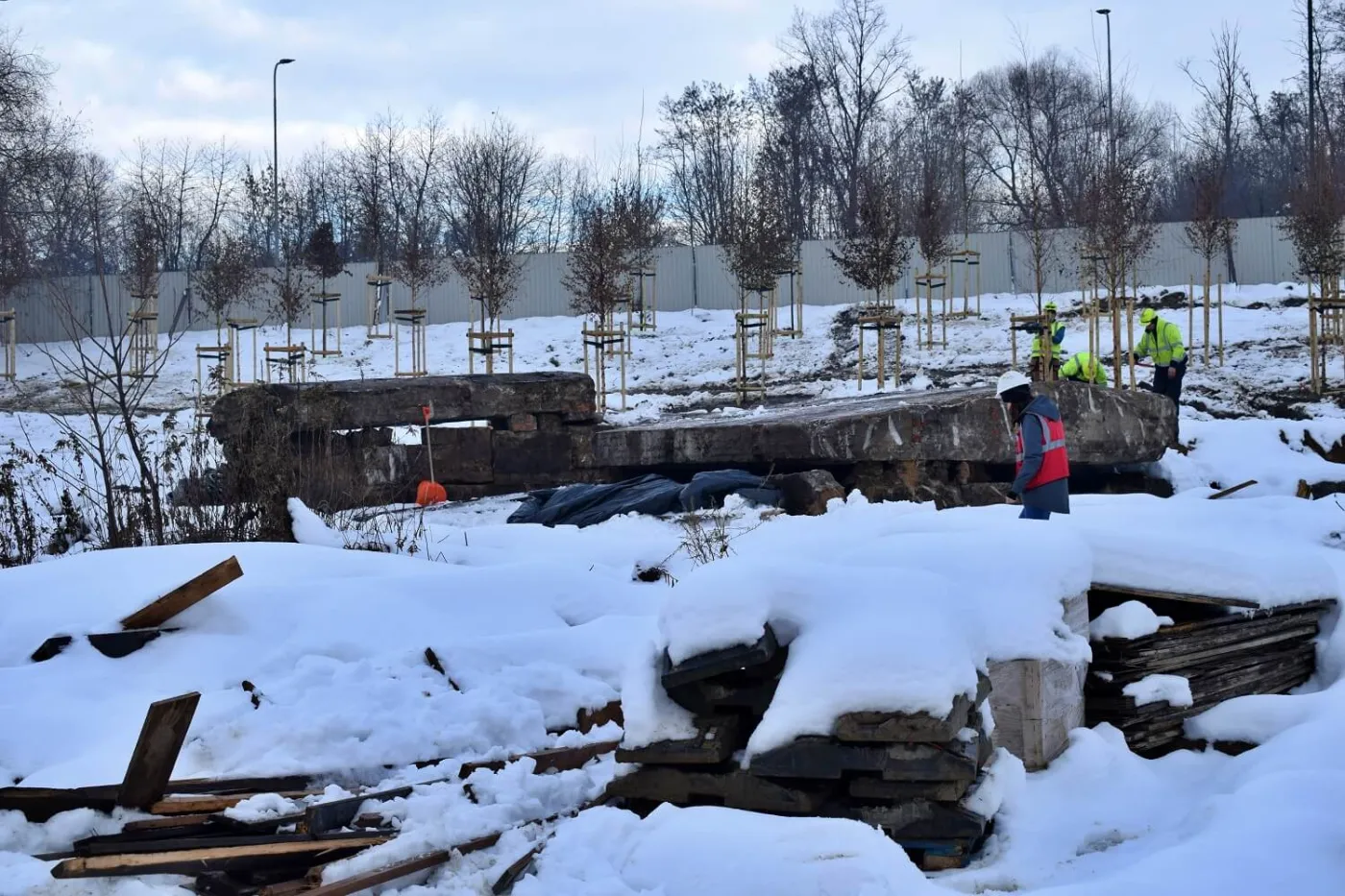 Operator koparki odkrył schron z czasów II wojny światowej