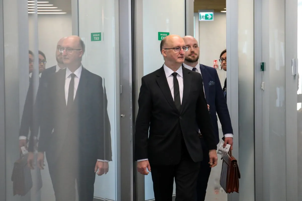 Piotr Wawrzyk zeznaje przed komisją śledczą ds. afery wizowej