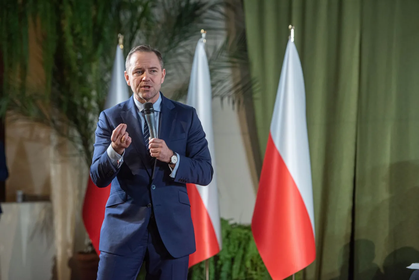 Zasiłek na dzieci dostaną tylko pracujący rodzice! Ci, którzy spełnią nowego warunku zostaną bez pieniędzy?