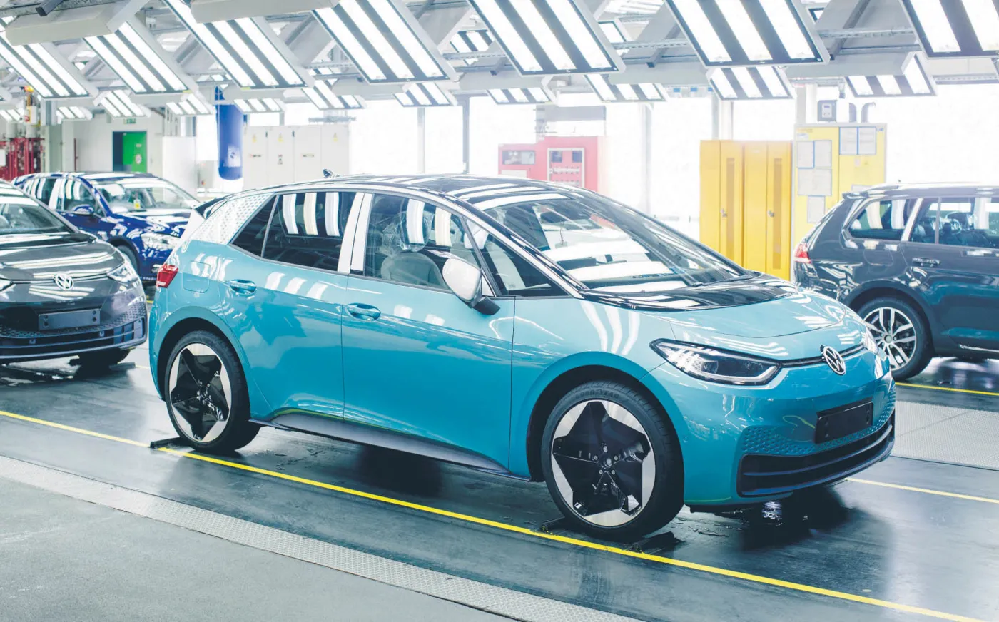 Producenci aut mają pod górkę