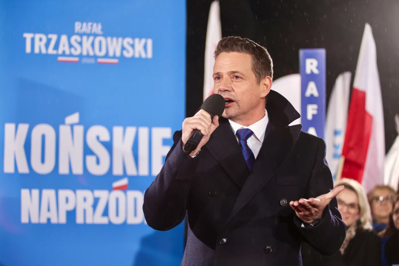 Końskie stają się nową areną wyborczą, kandydaci debatowali na rynku miasta