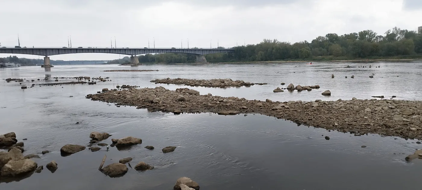 Coraz częściej widzimy dno Wisły - zdj. z 4 września 2025
