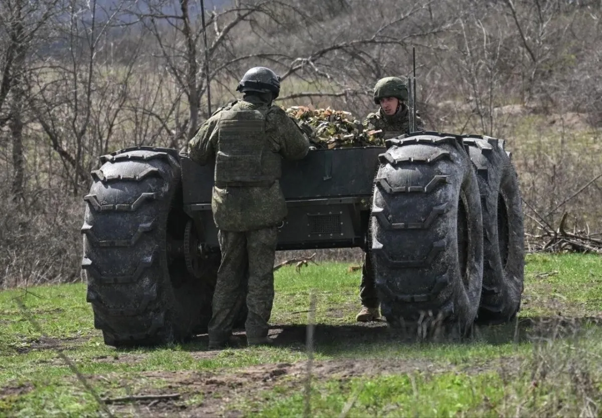 Rosja wysłała na front potężnego robota. Ma specjalną misję
