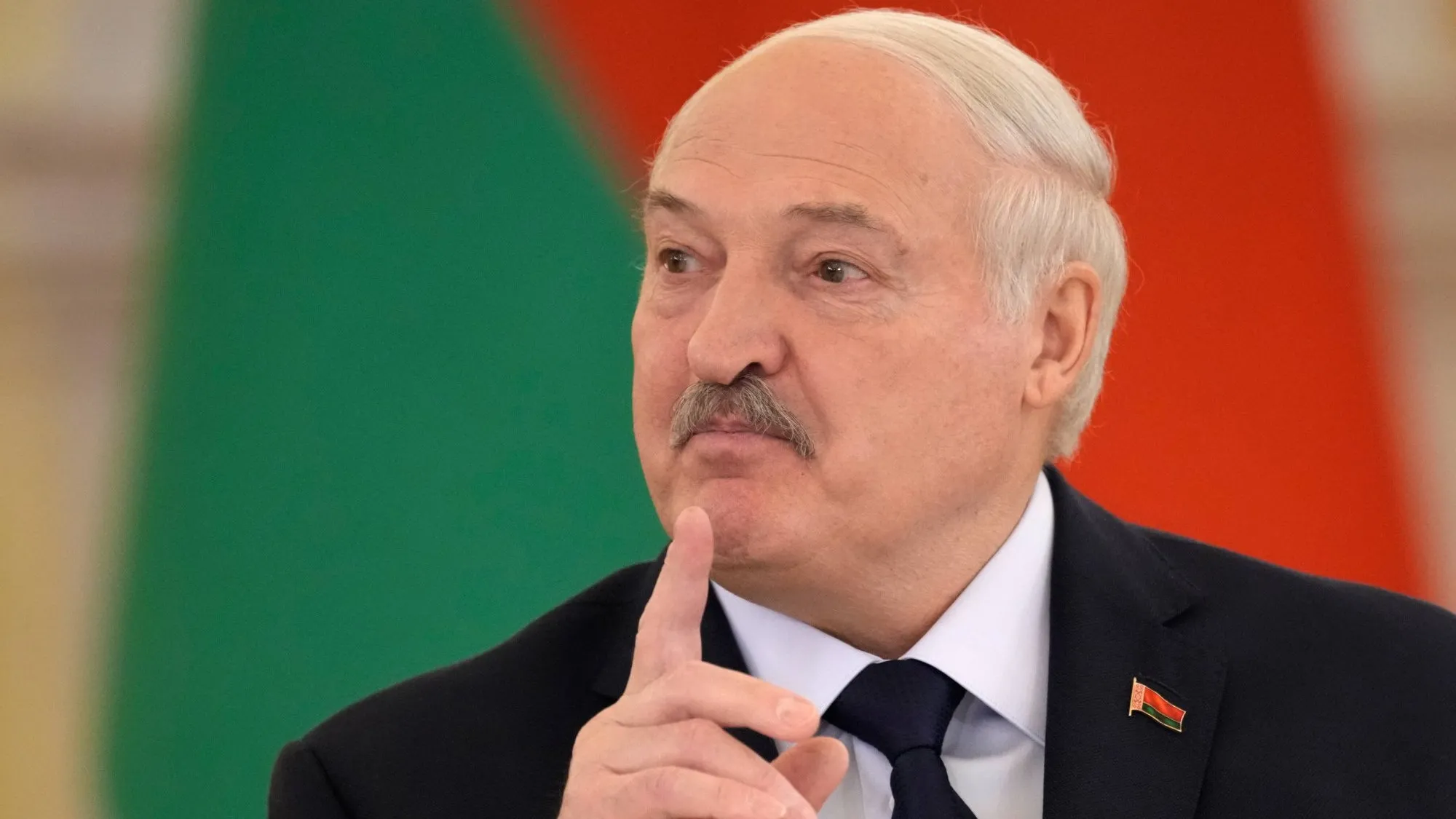 Wojsko wkracza do szkół. Łukaszenka wysyła dzieci do koszar