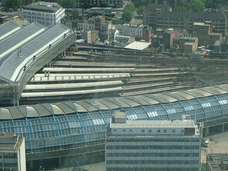 1336220-waterloo-from-london-eye-autor-elsie-esq-licencja-cc-by-2-0.jpg