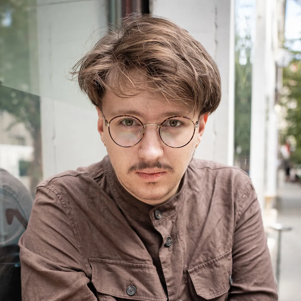 Krzysztof Katkowski - socjolog, dziennikarz poeta