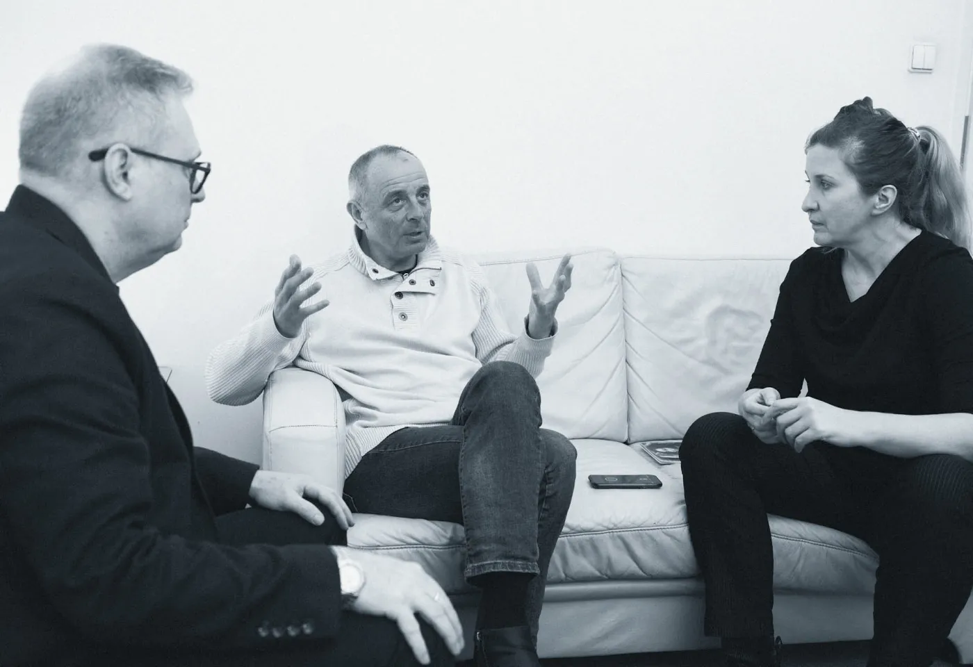 Umieranie stało się w Polsce wstydliwe [WYWIAD]