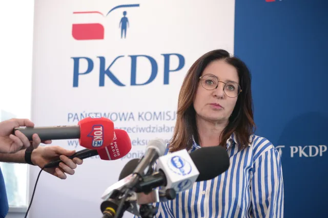 Członkinie państwowej komisji ds. pedofilii stosowały mobbing? Elżanowska: Kategorycznie zaprzeczam