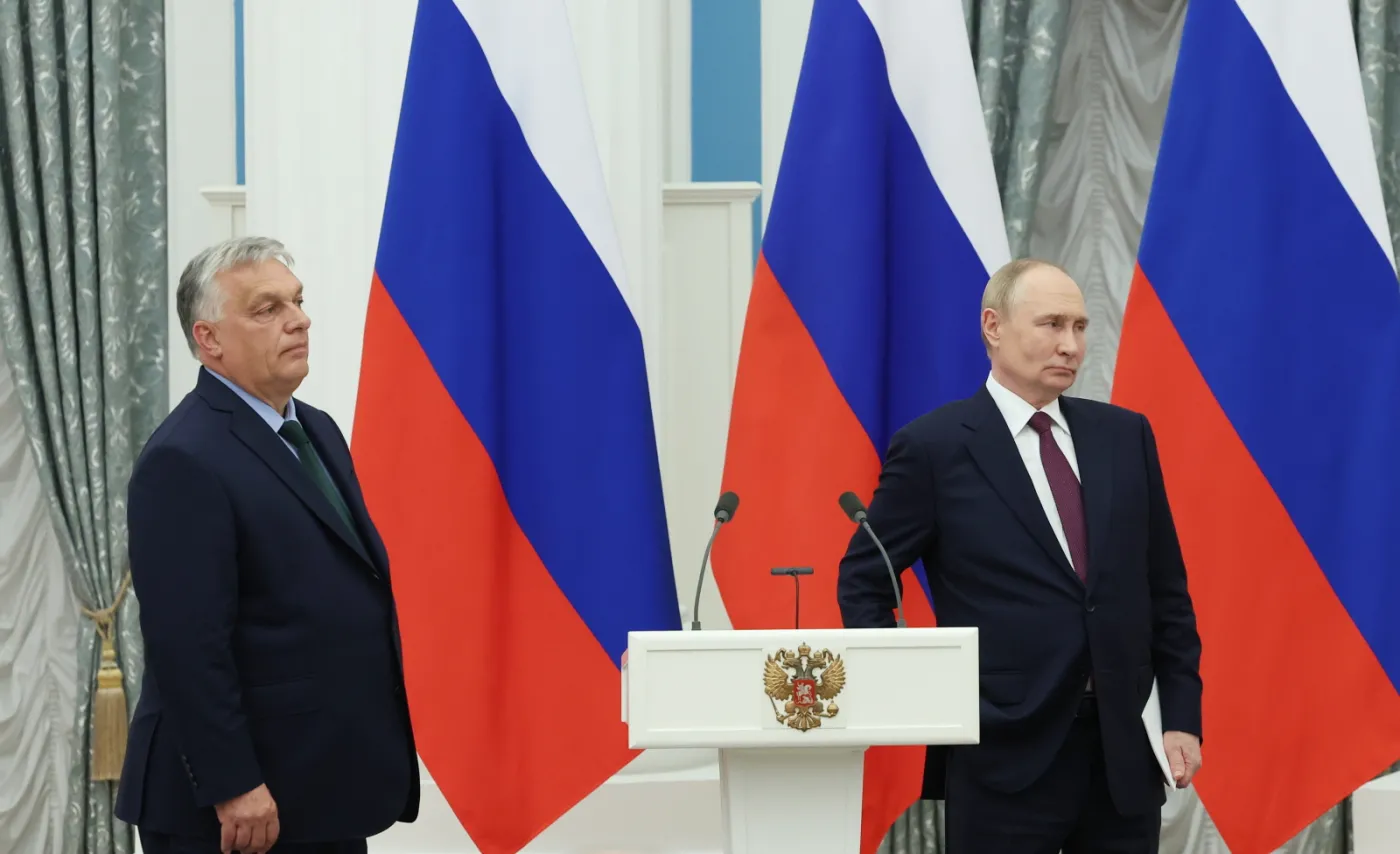 Czy ktoś czuje się bezpieczniej po rozmowie Orbana z Putinem? Pyta Donald Tusk