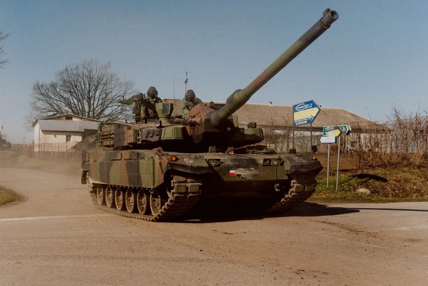 Dotychczas czołgi K2 prezentowane były w NATOwskim kamuflażu.