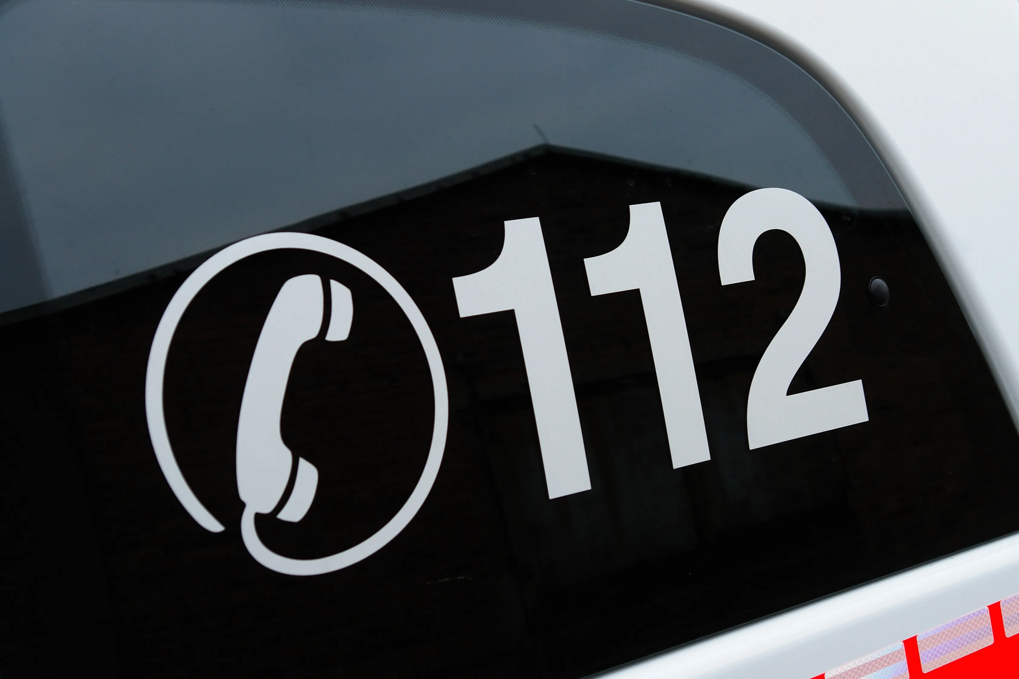 Aplikacja Alarm112. To przez nią doszło do fałszywych zgłoszeń w sprawie domu rodzinnego prezydenta
