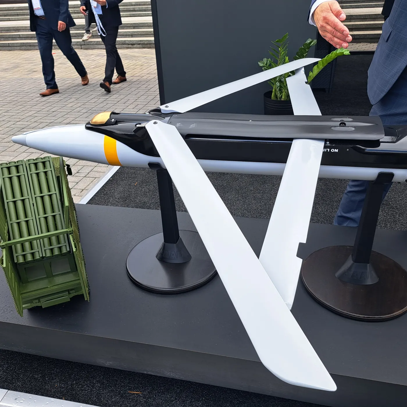 Otwierane skrzydełka bomby. Zdjęcie autora z targów MSPO 2025.