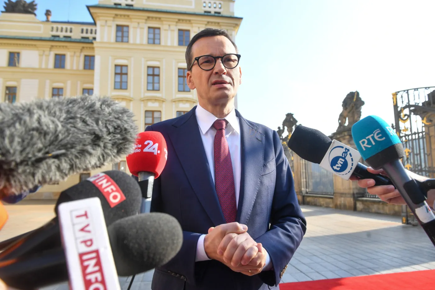 Morawiecki: Trzeba zamrozić ceny uprawnień do emisji CO2 na poziomie 20-30 euro