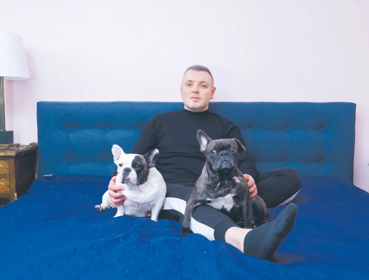 System przenoszenia zła. "Wszyscy wiedzieliśmy, że dzieje się coś złego z edukacją artystyczną" [WYWIAD]