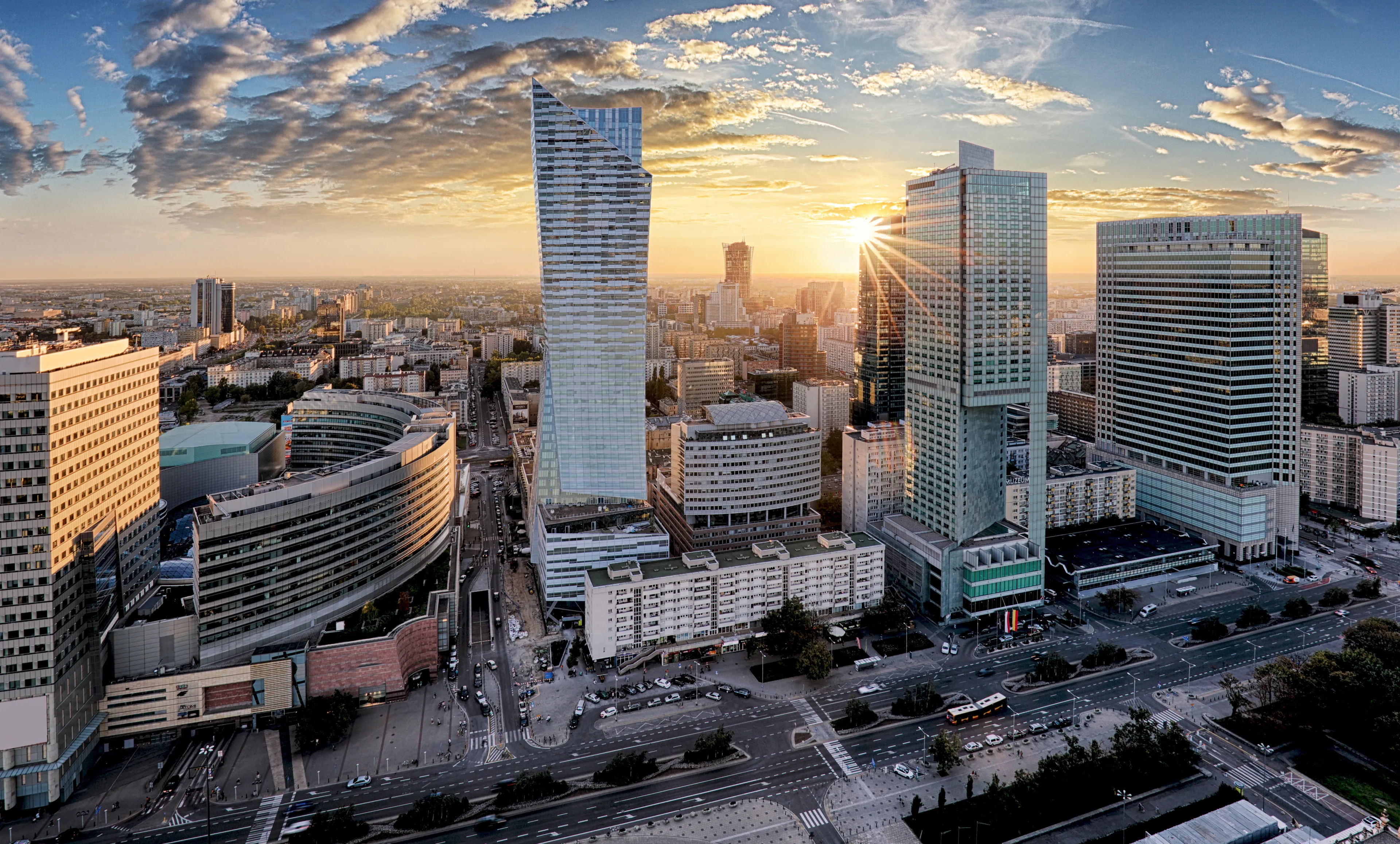 Mieszkania w Warszawie dużo tańsze niż średnia. Różnica sięga 240 tys. zł