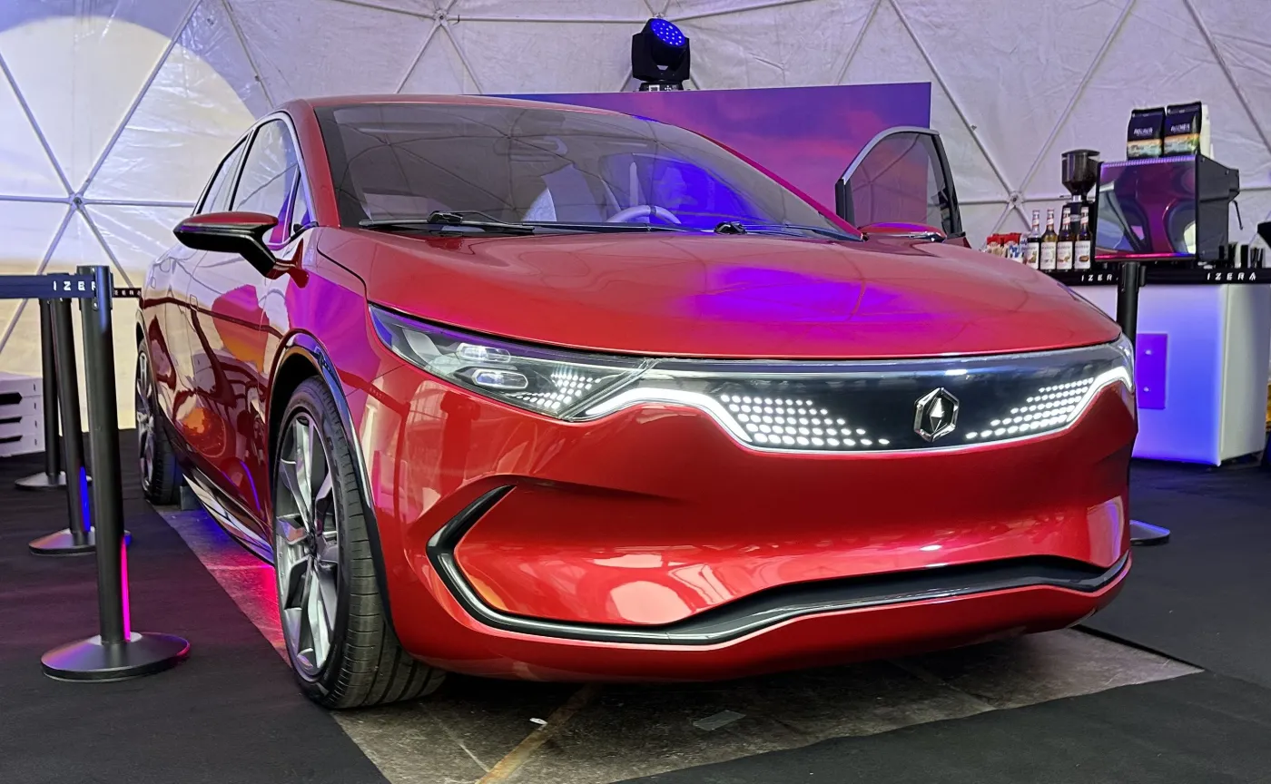 Roszady w kierownictwie firmy i MAP. Co dalej z Izerą?