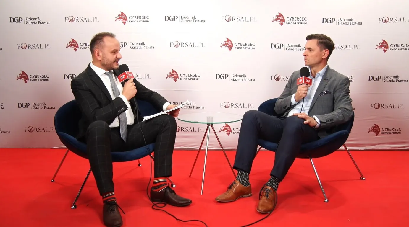 Kosmiczne technologie dual-use: między bezpieczeństwem a innowacją. Rozmowa z pułkownikiem Marcinem Mazurem, wiceprezesem Polskiej Agencji Kosmicznej podczas CYBERSEC EXPO & FORUM 2025