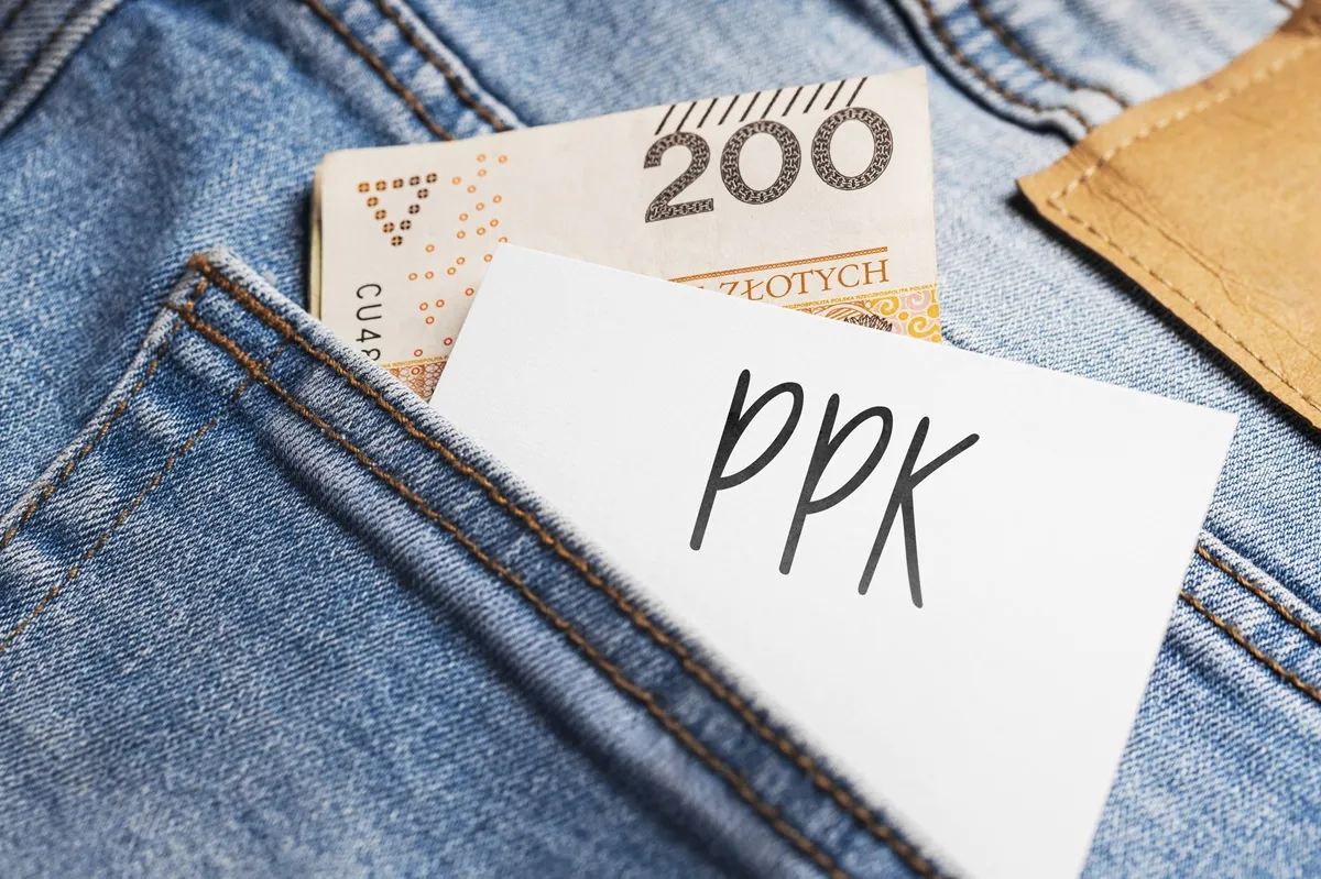 Zarabiasz i nie oszczędzasz w PPK? Orlik: To jak oddać część pensji! [WYWIAD]