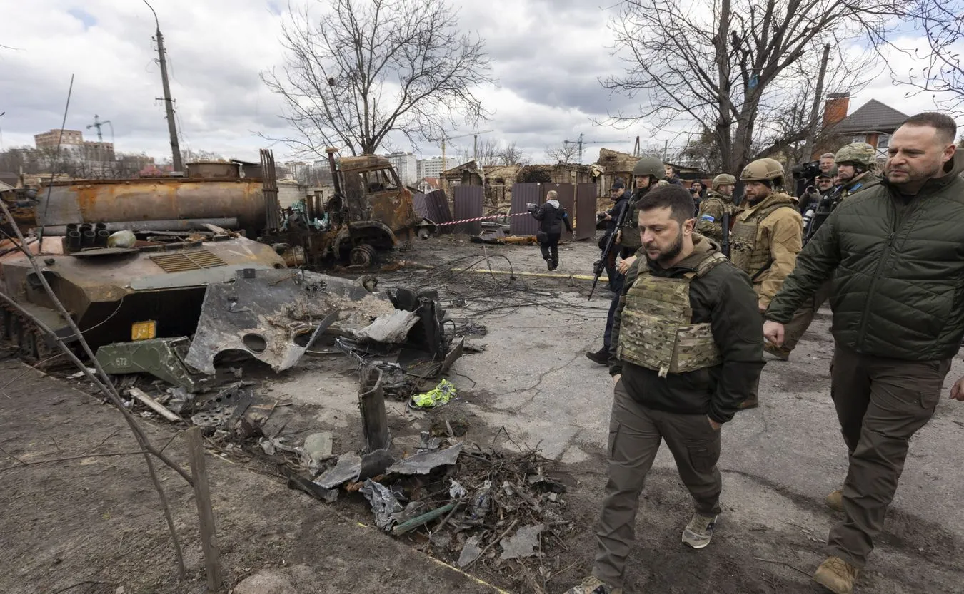 Mer Buczy apeluje do mieszkańców: Wstrzymacie się z powrotem do miasta