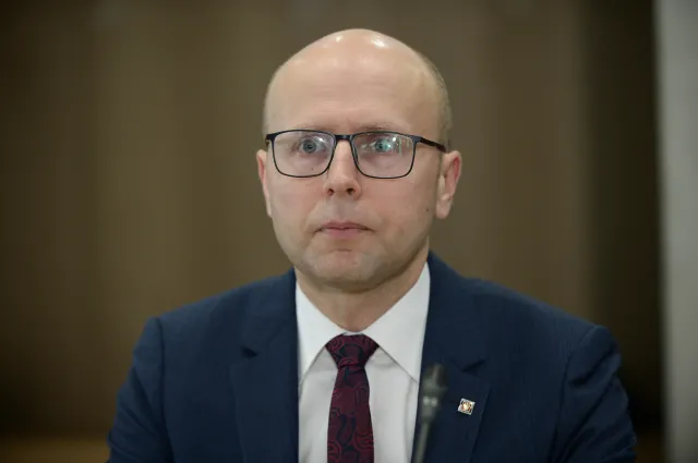 Afera wizowa. Były konsul RP w Mumbaju: Próbowano wywierać na mnie nacisk