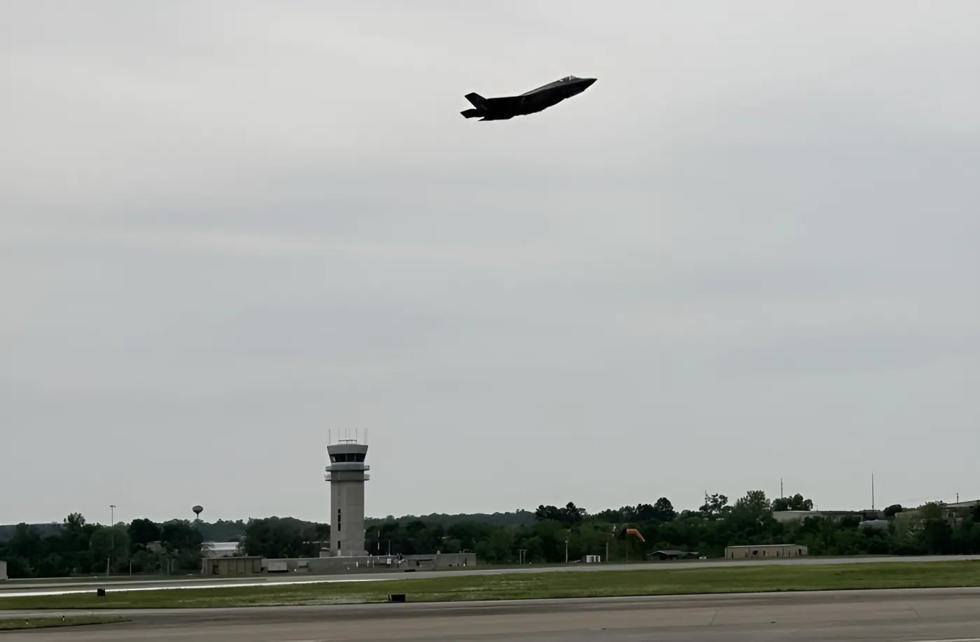 Kolejny polski pilot zasiadł za sterami F-35! Siły Powietrzne rosną w siłę