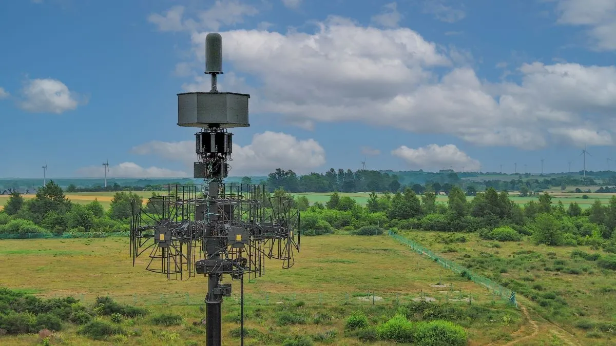 Oto radar, którego zazdroszczą nam inni. Umowy jak nie było, tak dalej nie ma