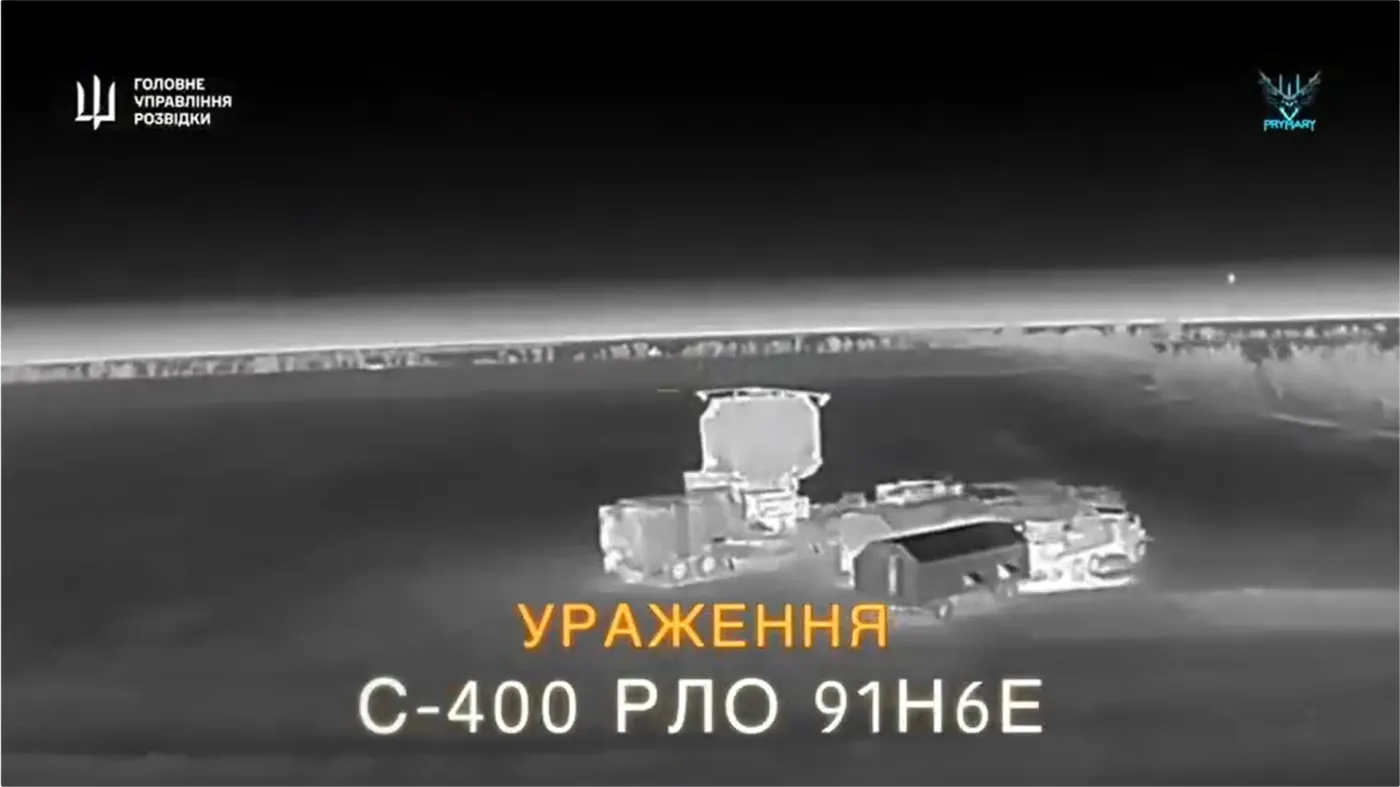 Wizytówka rosyjskiej obrony przeciwlotniczej w ogniu. S-400 trafiony na Krymie