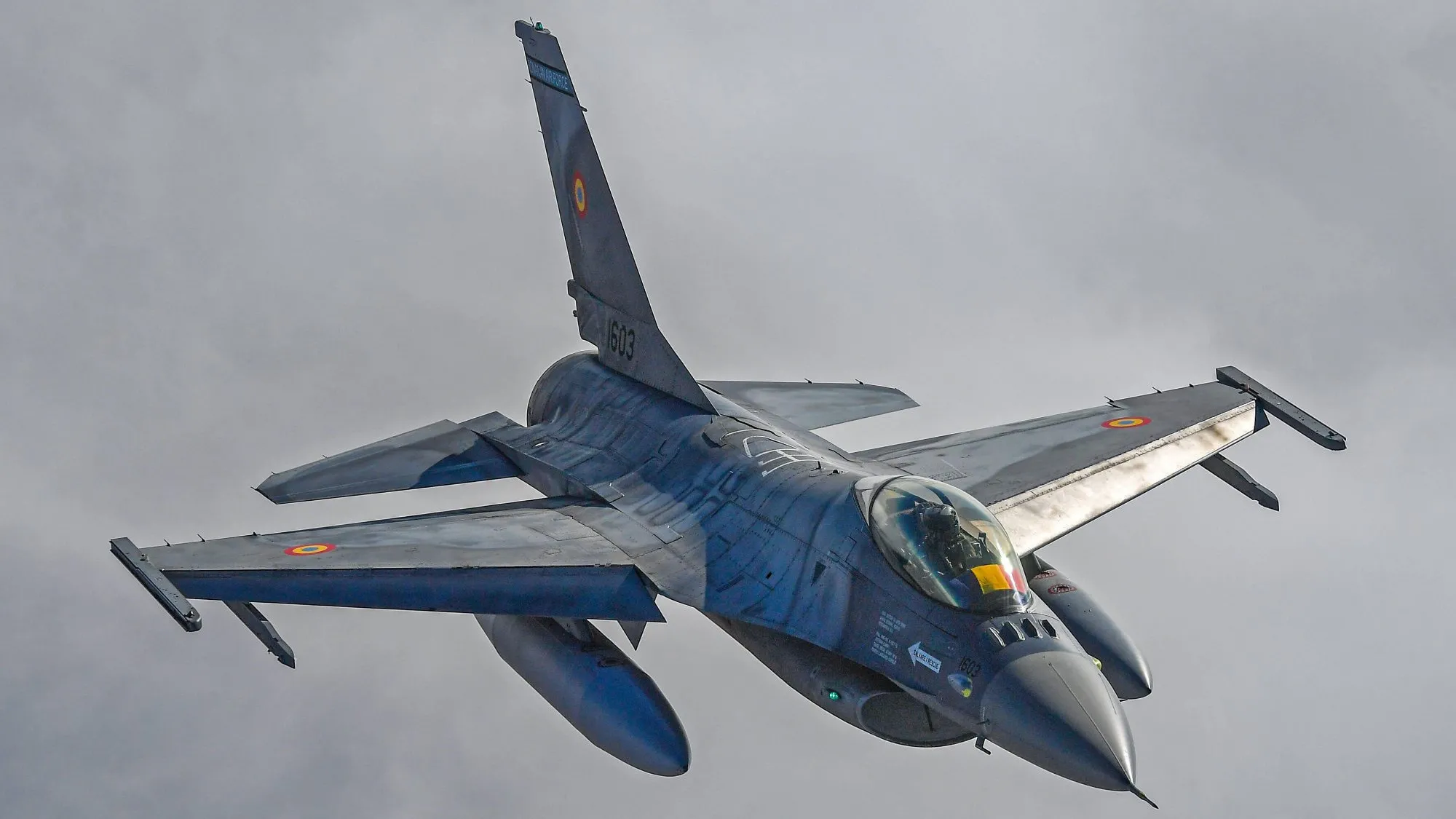 Połowa ukraińskich F-16 uziemiona. Pojawił się niespodziewany problem